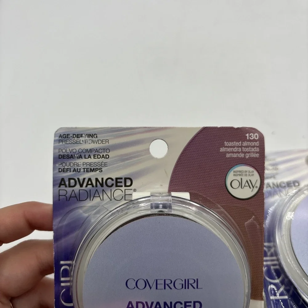 Covergirl Pressed Powder 130 Toasted Almond LOT 2 NEW Advanced Radiance Talc NIP